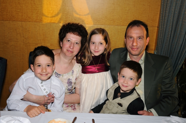 Oleg Ariyevich, Tatyana Ariyevich