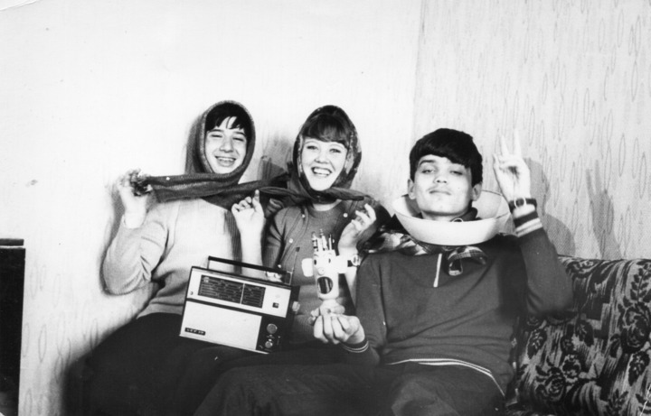 Татьяна Артёмова, Юрий Близнюк, Алик Ариевич. Средняя школа 194, г. Киев, выпуск 1975 года